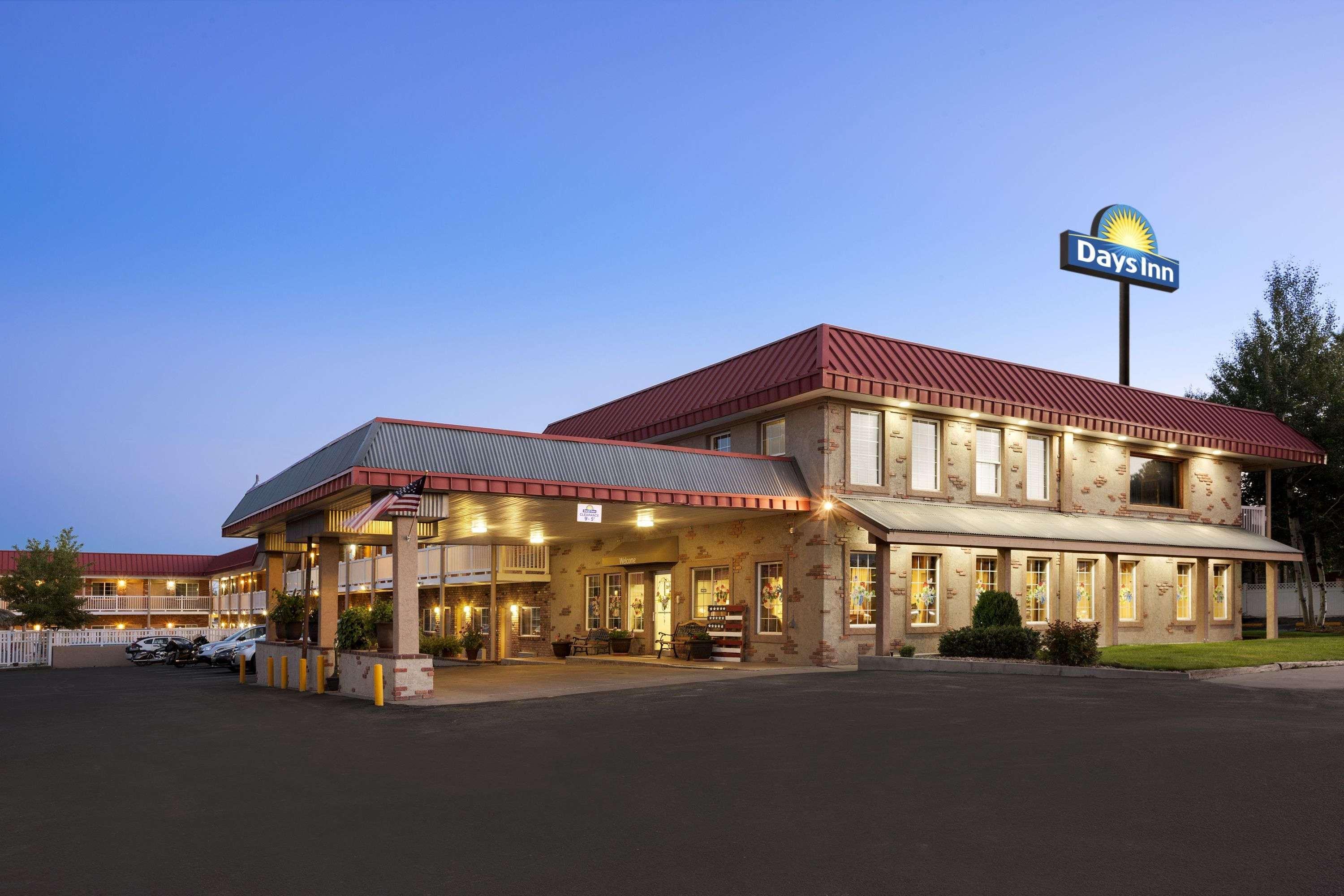 Days Inn By Wyndham Montrose Buitenkant foto